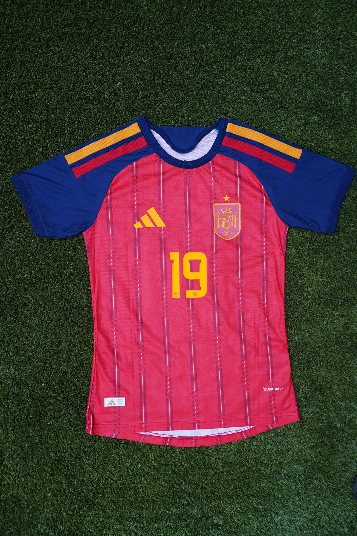 S #19 LY 2026 HOME